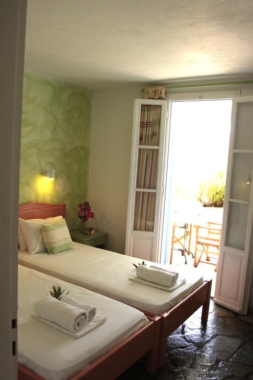 Villas Georgy パロス島 部屋 写真